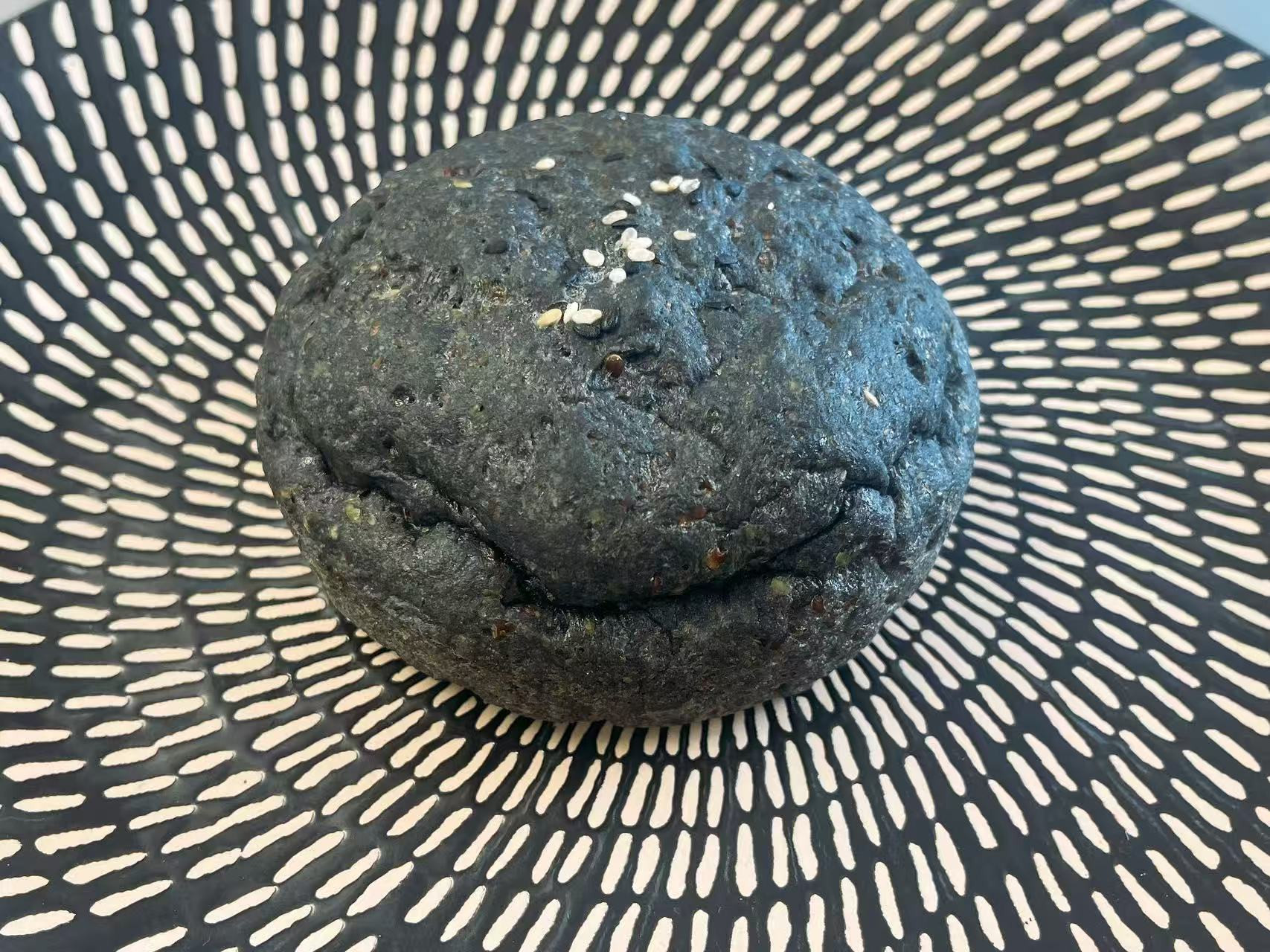 Burger Buns - Active Charcoal